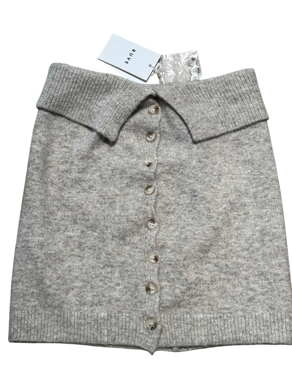 Rüve Light Gray Off-Shoulder Button-Front Knit Top